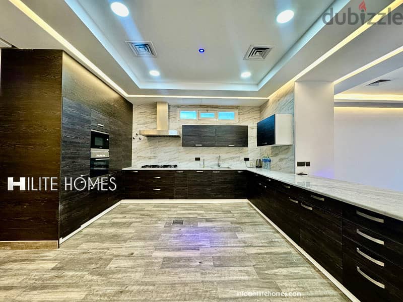 Three Bedroom full floor for rent in Salwa 12