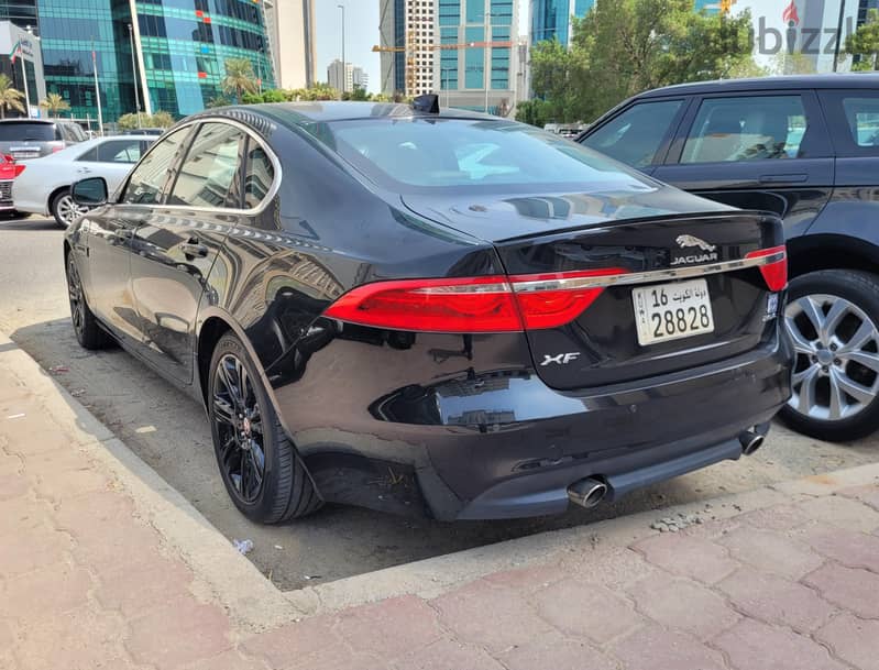 Jaguar XF 2018 1