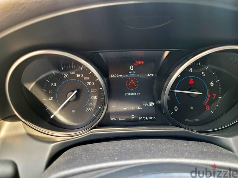Jaguar XF 2018 12