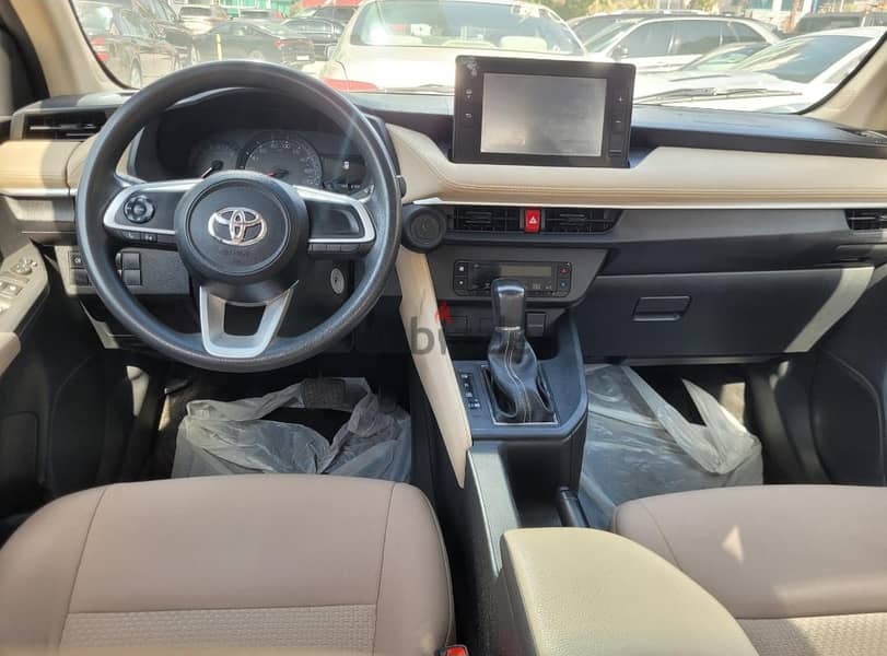 Toyota Yaris 2023 6