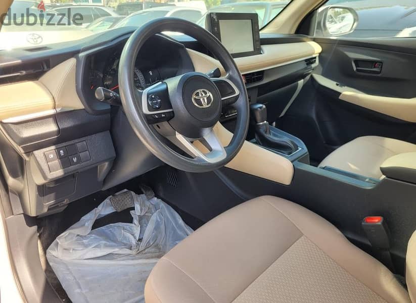Toyota Yaris 2023 7