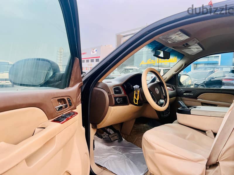 GMC Yukon 2011 7