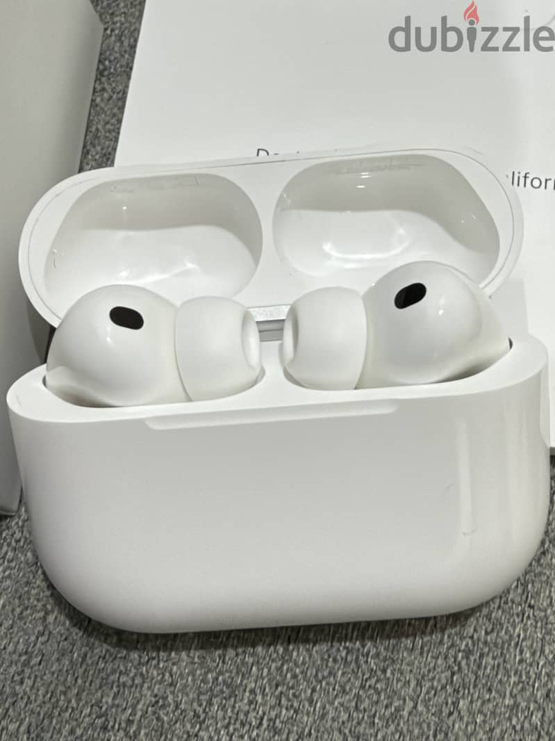 Apple AirPods Pro (3rd Gen) with Warranty! 5