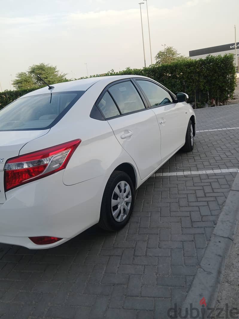 Toyota Yaris 2016 4
