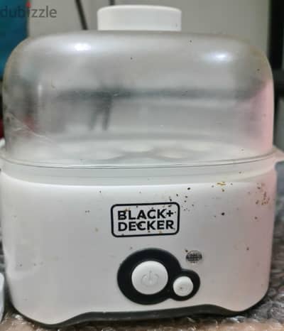 USED HOUSEHOLD VESSELS AND POTS