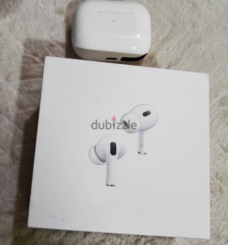 Airpods pro 2 - lightning 2