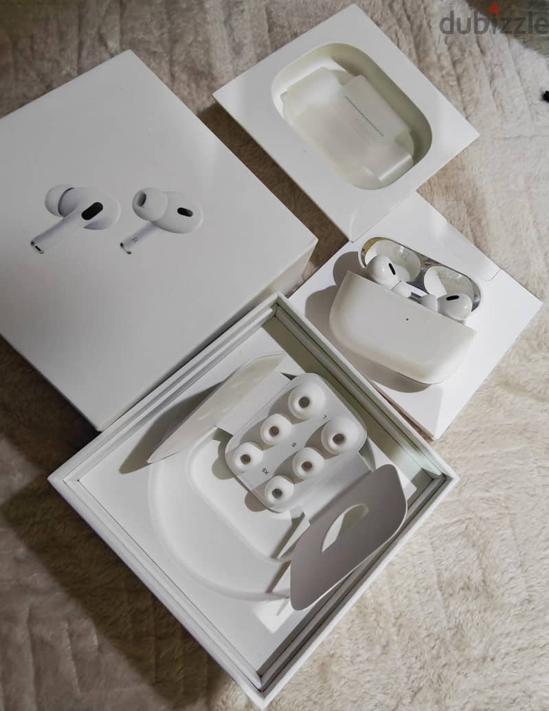 Airpods pro 2 - lightning 4