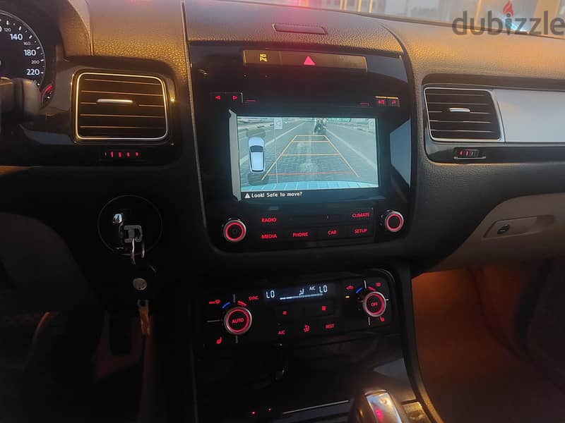 Volkswagen Touareg 2015 excellent condition orginal paint 5
