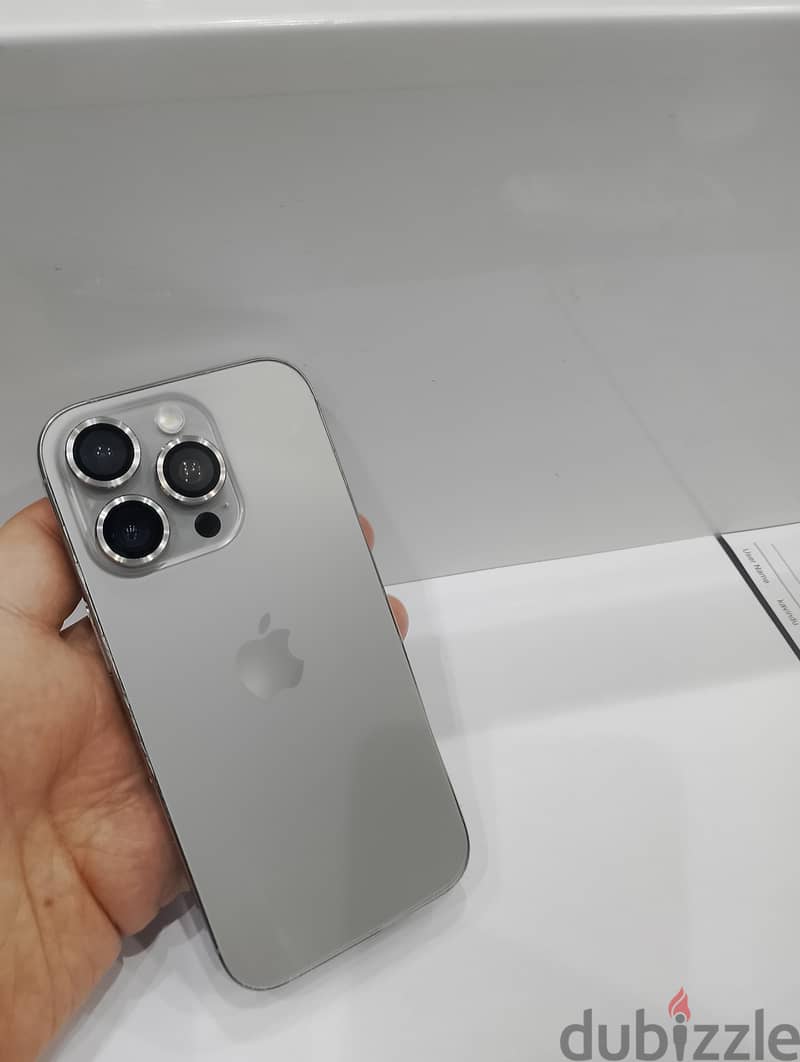 iPhone 16pro 128GB 1
