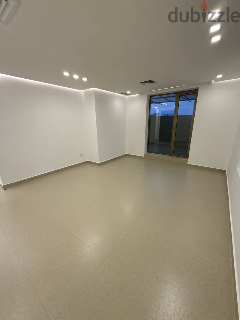 Fnaitees- 2 bedrooms with rooftop 1