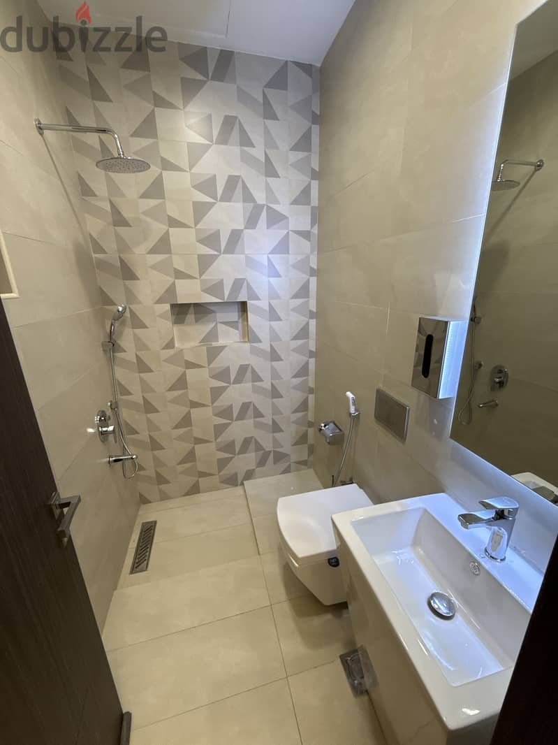 Fnaitees- 2 bedrooms with rooftop 4