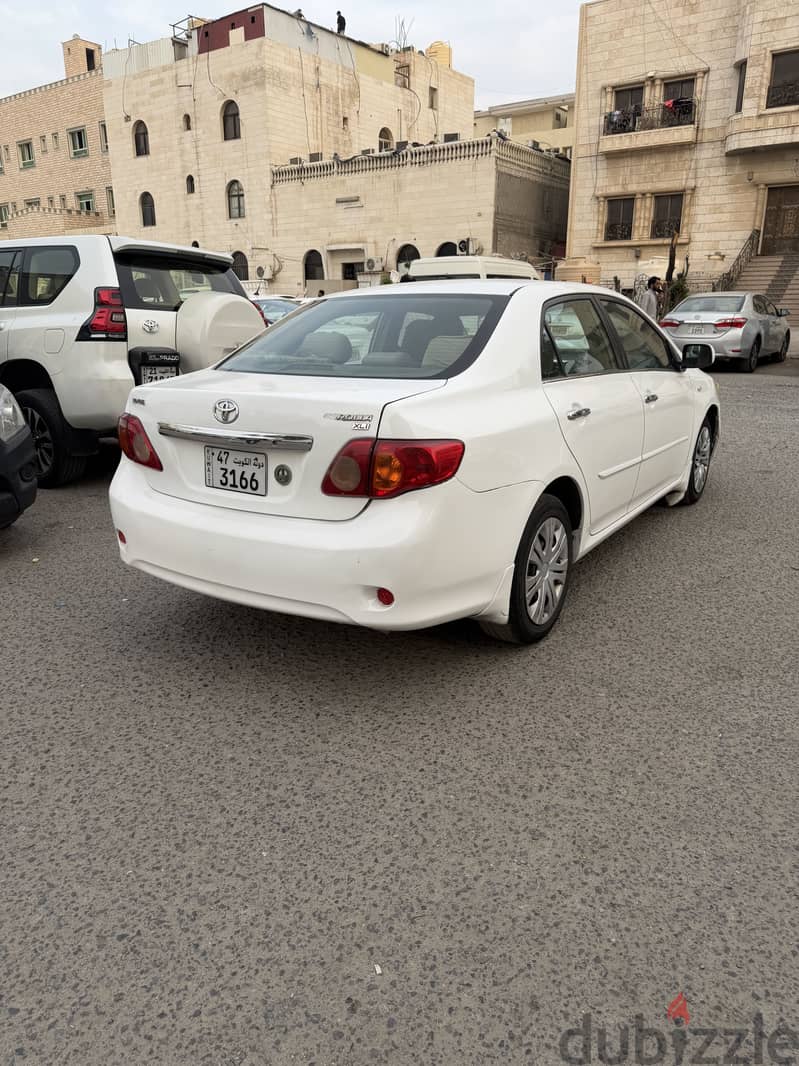 Toyota Corolla 2010 engine 1.8 very good condition 1