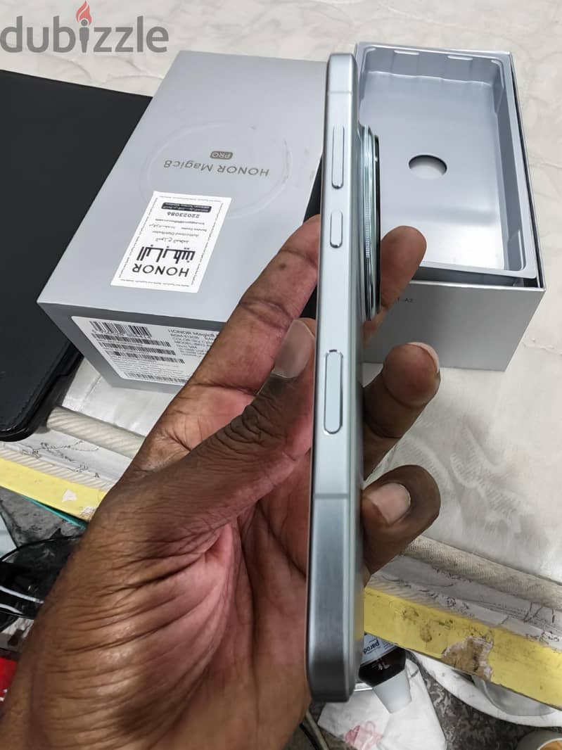 Honor magic 8 Pro 12ram 512 gp under warranty 6