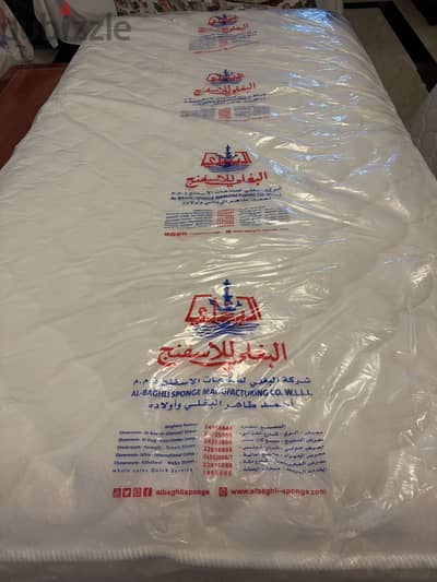 3 new medical mattresses and 1 new hotel mattress
