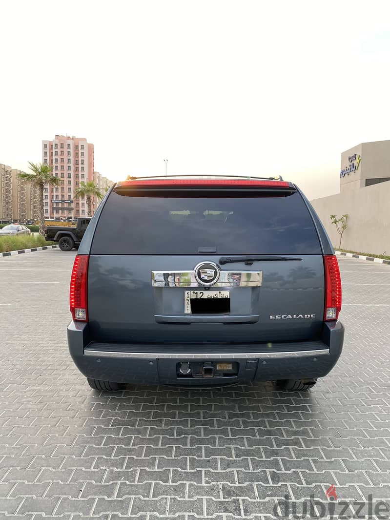 Cadillac Escalade 2008 3