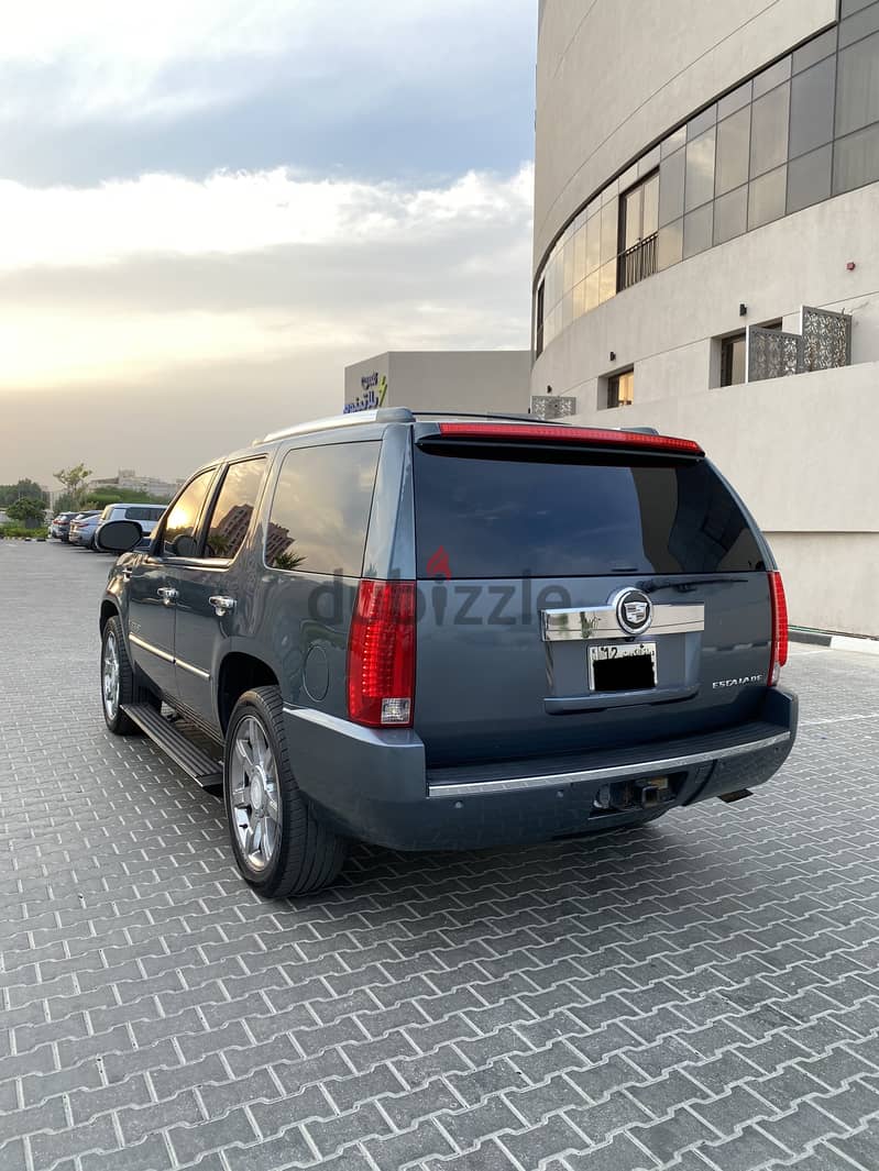 Cadillac Escalade 2008 8