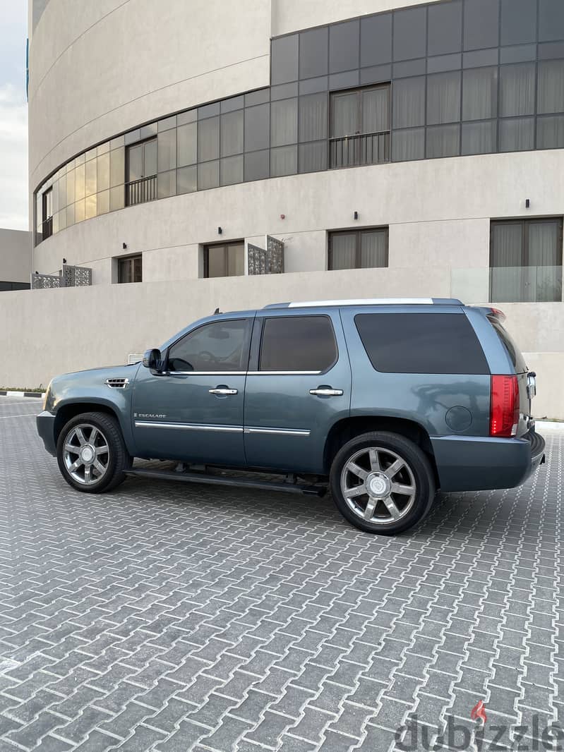 Cadillac Escalade 2008 9
