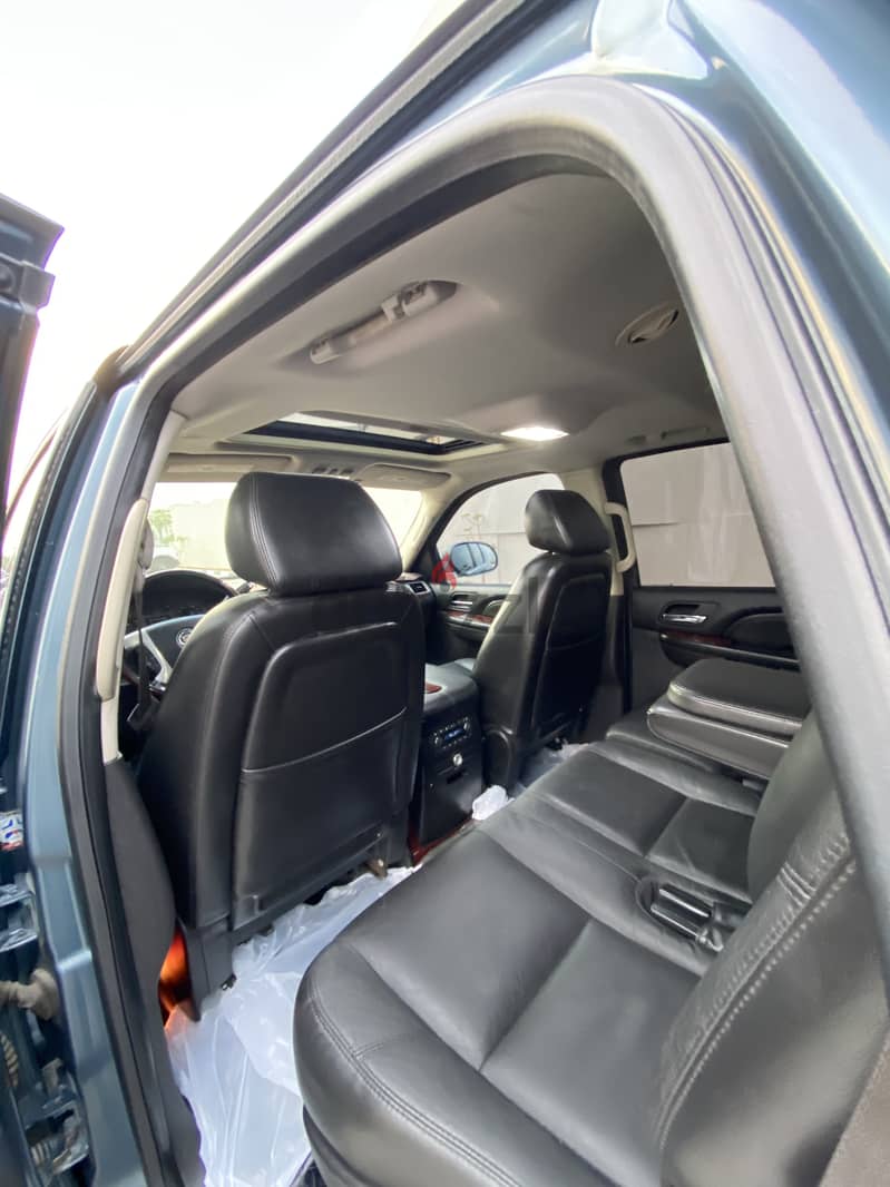 Cadillac Escalade 2008 16