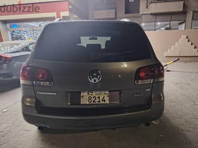 Volkswagen Touareg 2009, engine, gear Ac are fine, passing till July