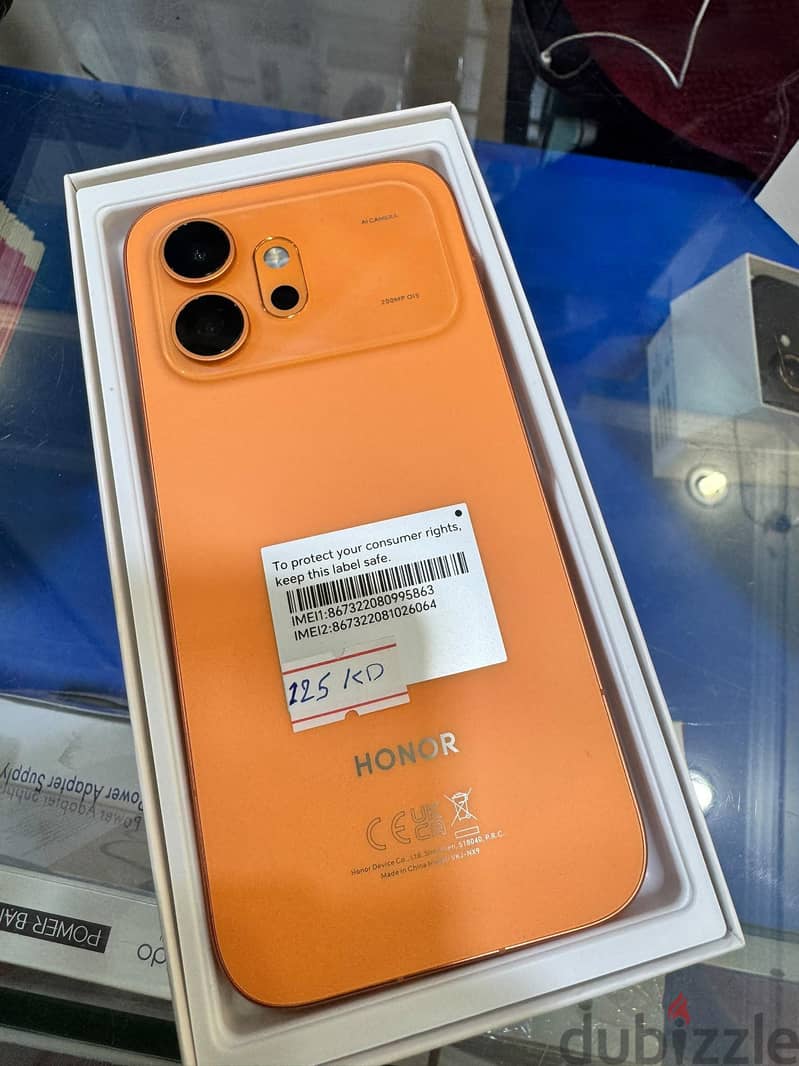 honer 600 RA. 8+16GB. 256GB stroge need and clean with box 2