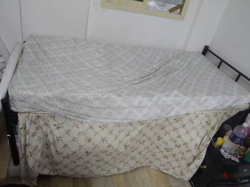 bed with mattress 1