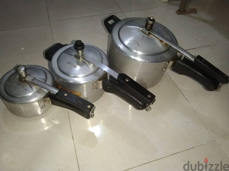 3 pc Pressure cooker 1