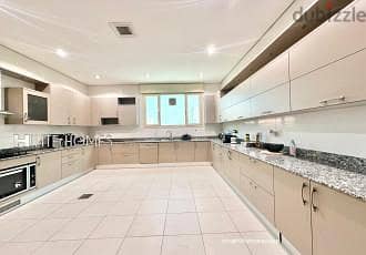 Four bedroom floor for rent in Mishref with balcony 3