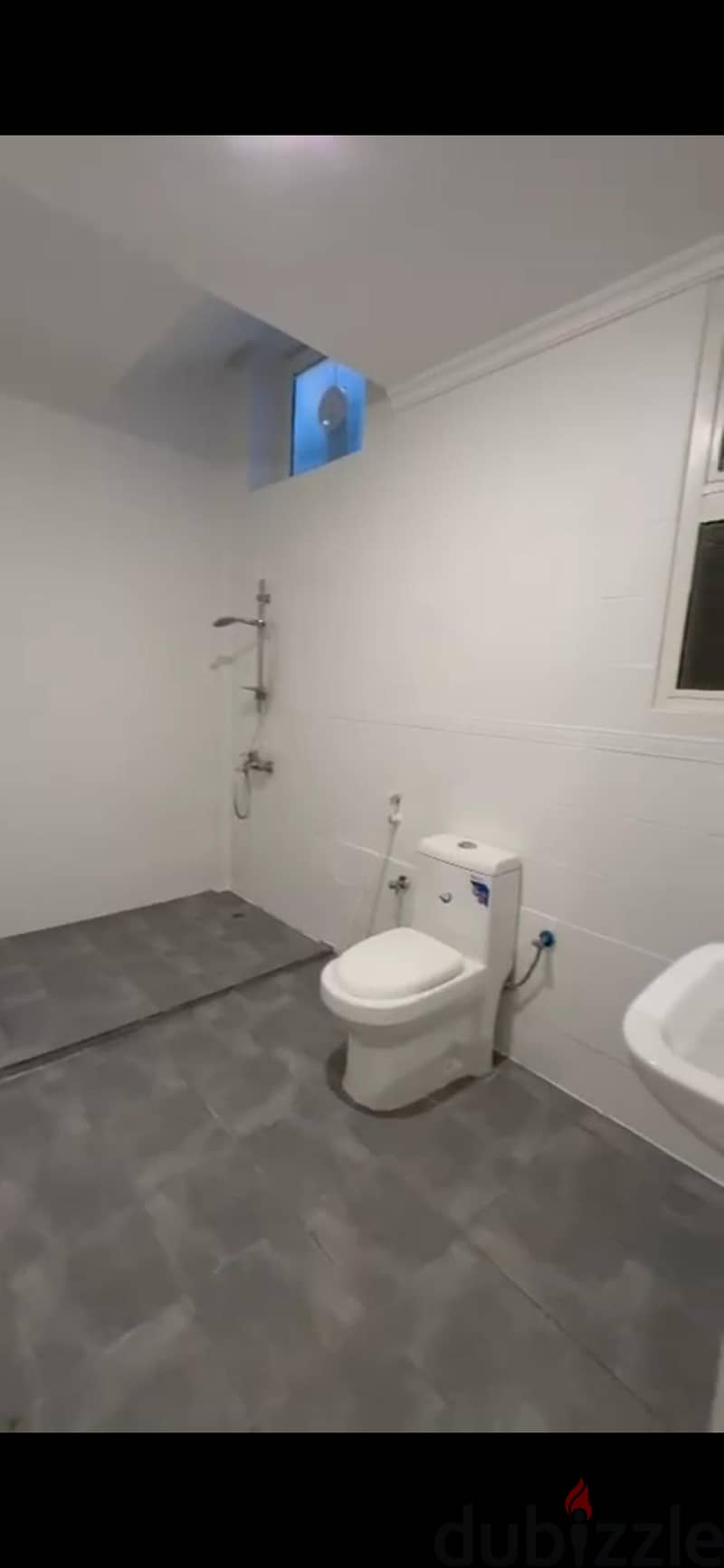 For rent big floor in basement in Surra 14