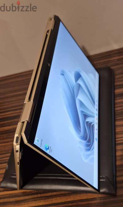 HP Spectre x360 13" Convertible PC MINT Condition with Original Box