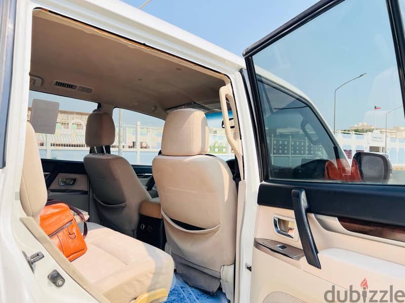 Mitsubishi Pajero 2015 9