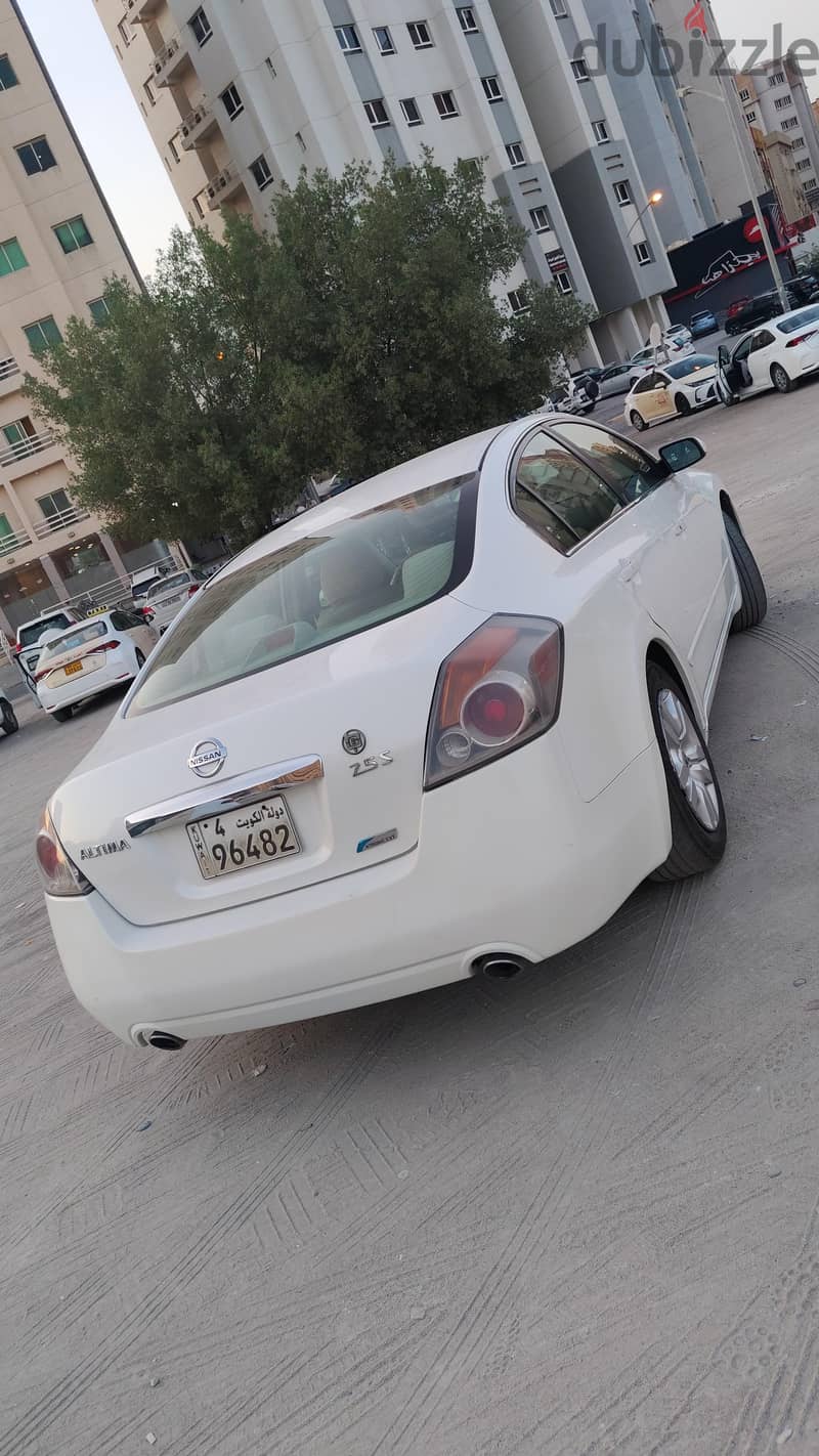 Nissan Altima 2011 2