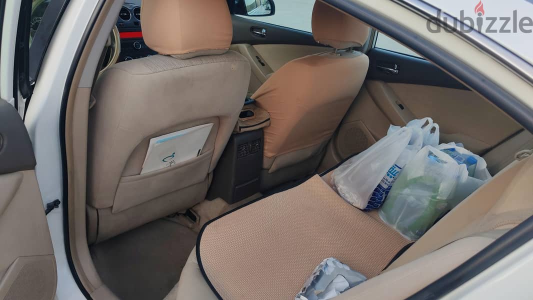 Nissan Altima 2011 7