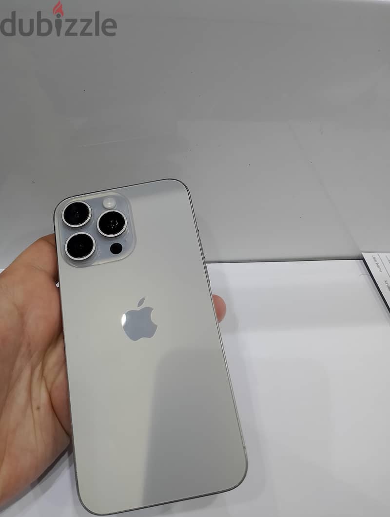 iPhone 15pro max 256GB 3