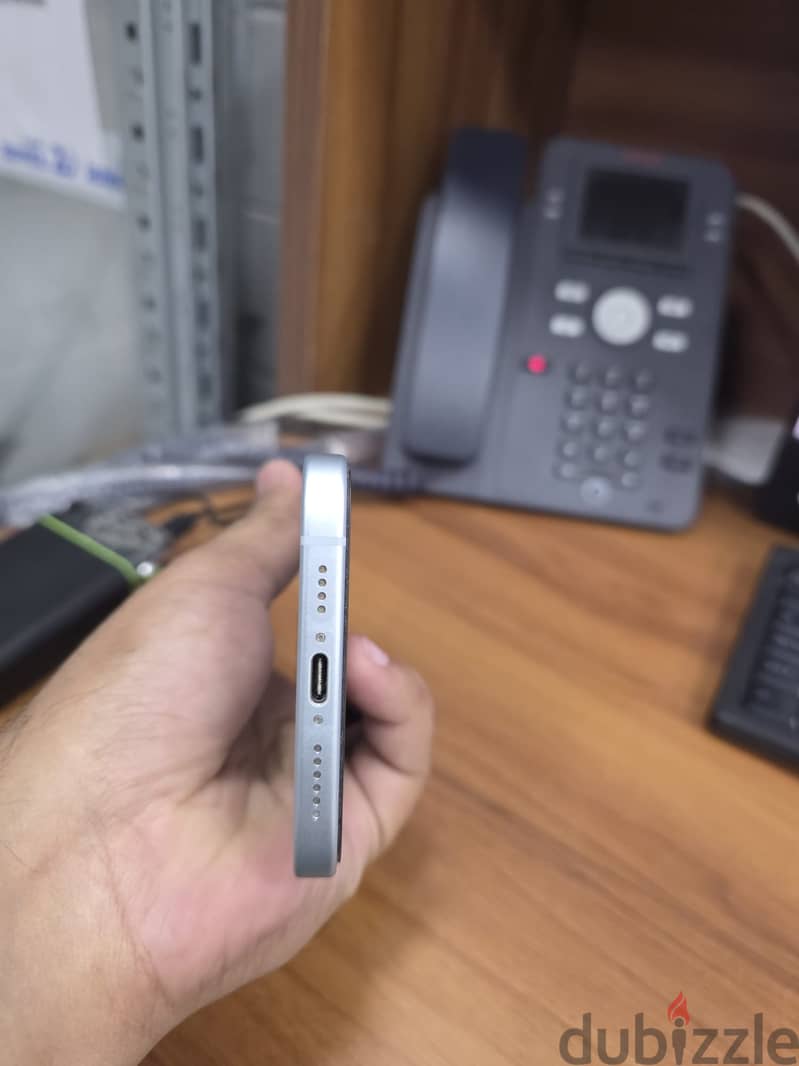 Iphone 15 plus with91% battery health 6
