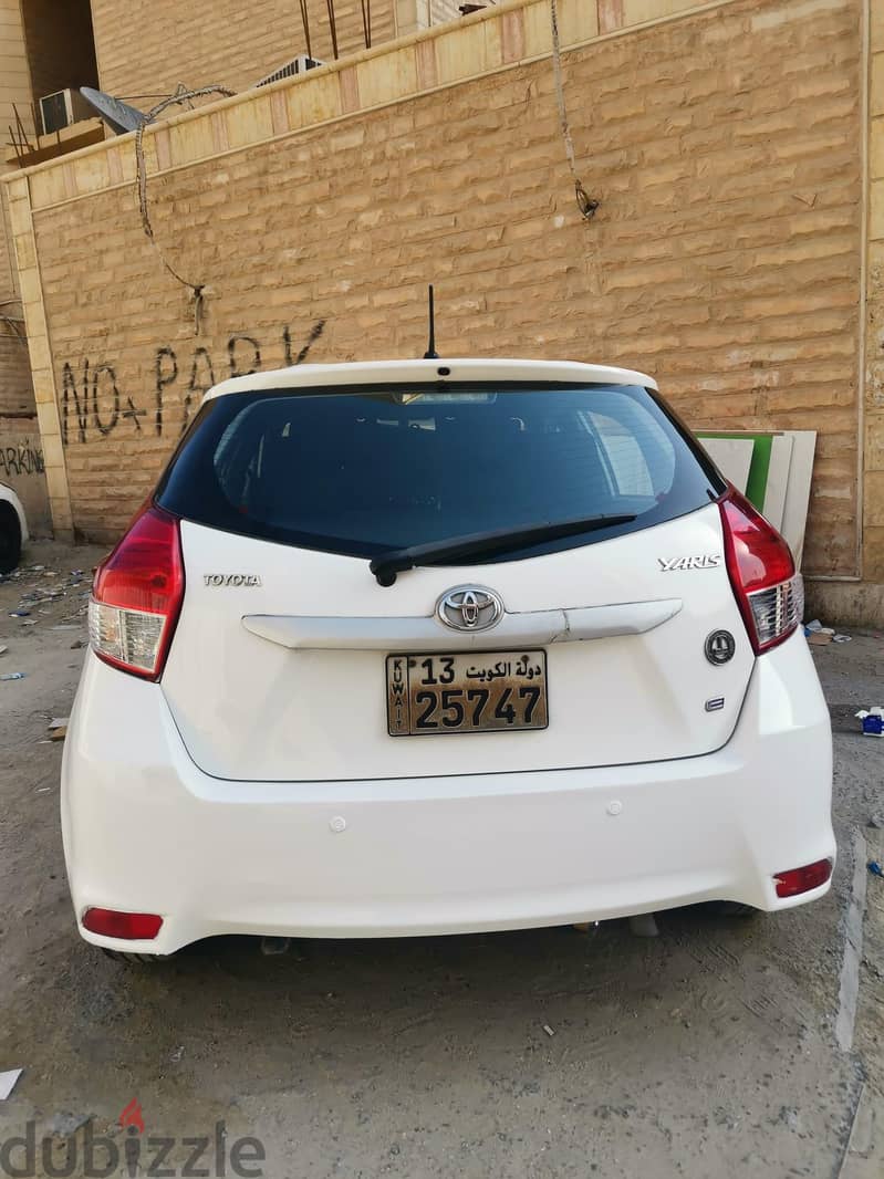 Toyota Yaris 2015 3
