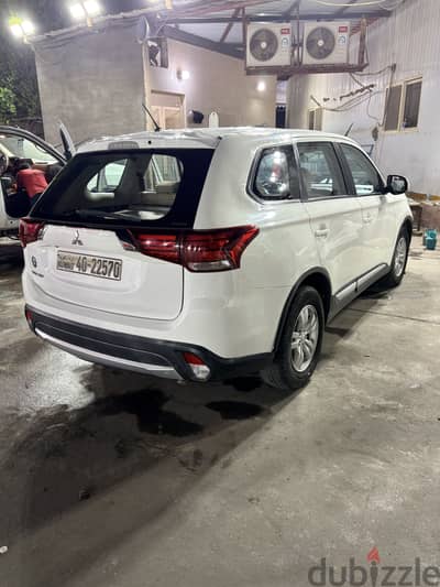 Mitsubishi Outlander 2016 GLS 4/4