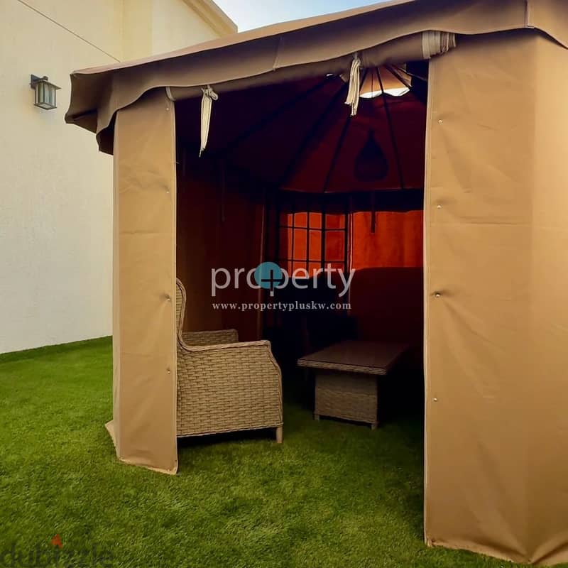 Two bedroom floor with spacious Roof top for rent in Mishref 6
