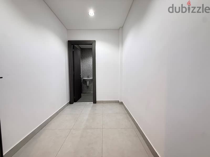 Salmiya – Sea View, Three Bedroom Penthouse W/2 private Terrace 14
