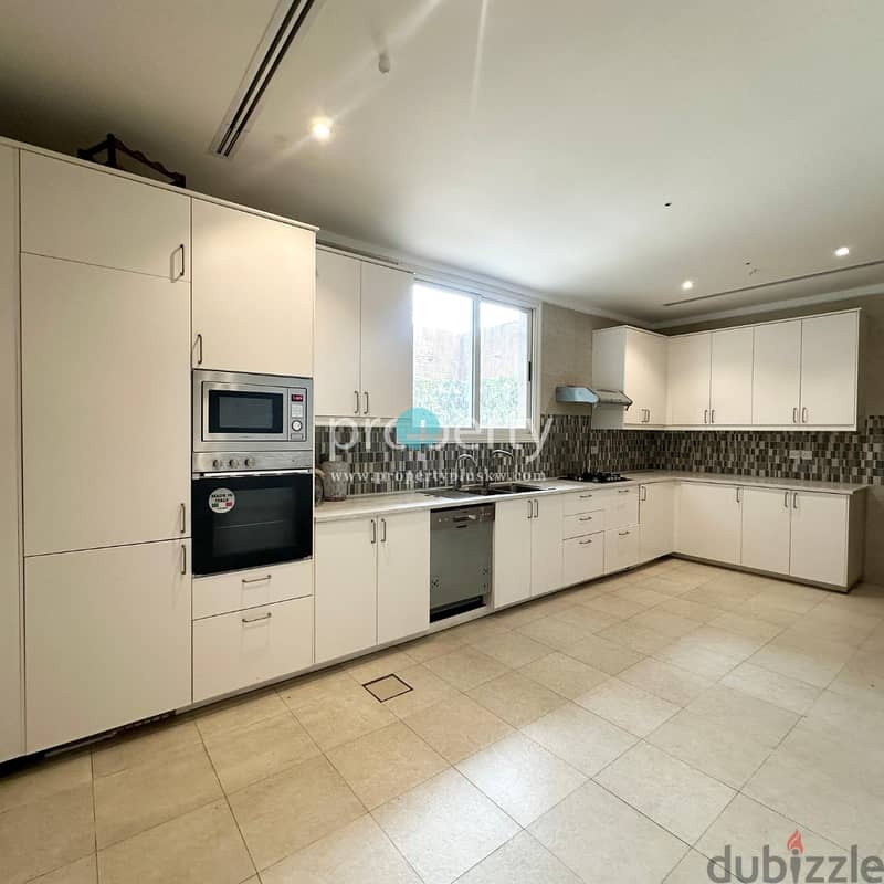 Beautiful Five Bedroom Penthouse for rent in Salmiya 5