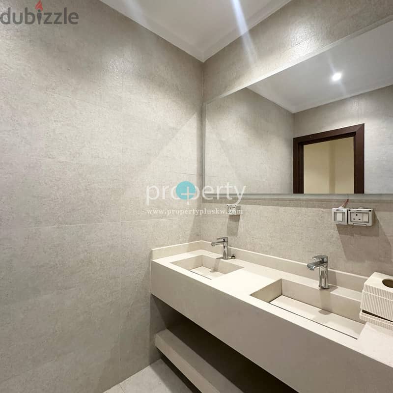 Beautiful Five Bedroom Penthouse for rent in Salmiya 7