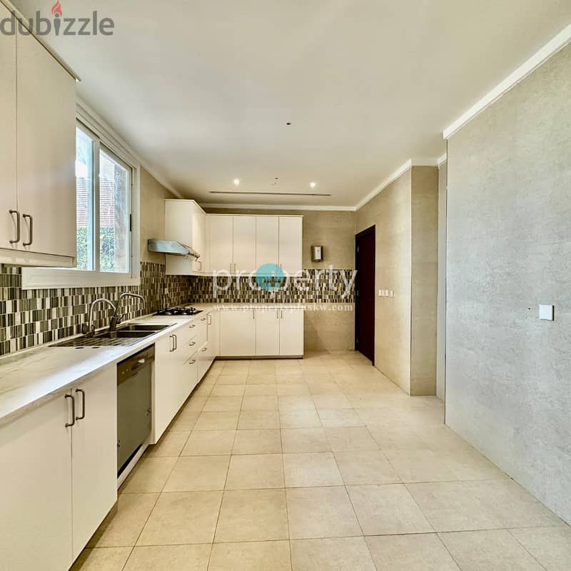 Beautiful Five Bedroom Penthouse for rent in Salmiya 12
