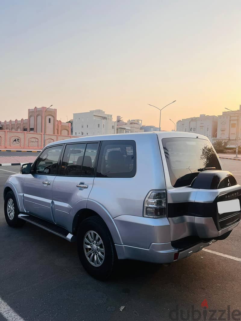 Mitsubishi Pajero 2015 4