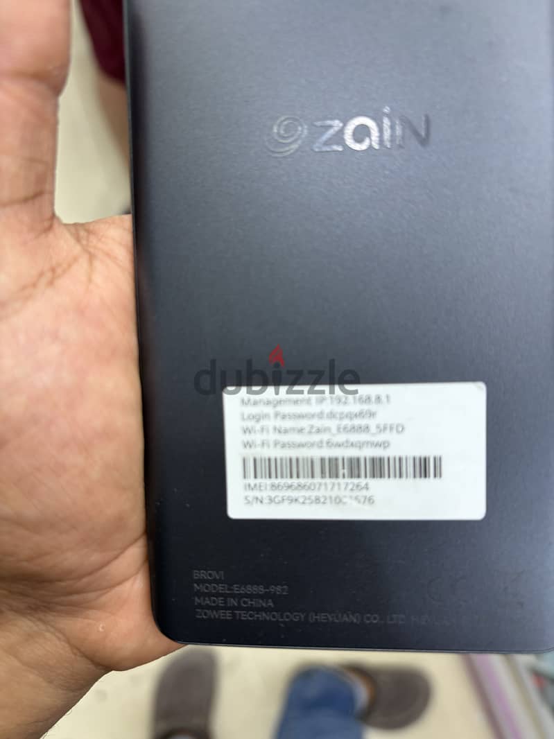 Zain Huawei 5G Mobile WiFi Pro 5 (Model E6888-982) 1