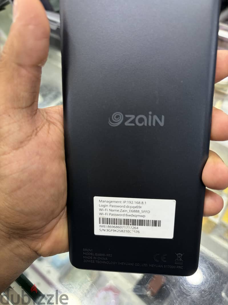 Zain Huawei 5G Mobile WiFi Pro 5 (Model E6888-982) 2