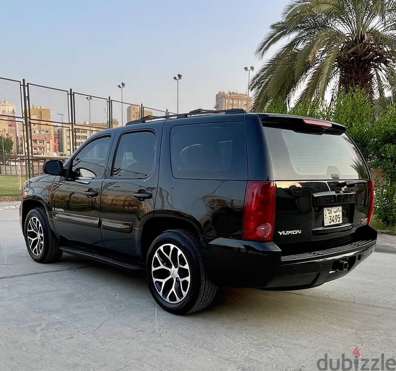 GMC Yukon 2008 in perfect condition 2