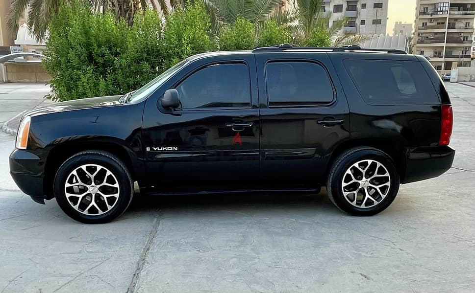 GMC Yukon 2008 in perfect condition 3