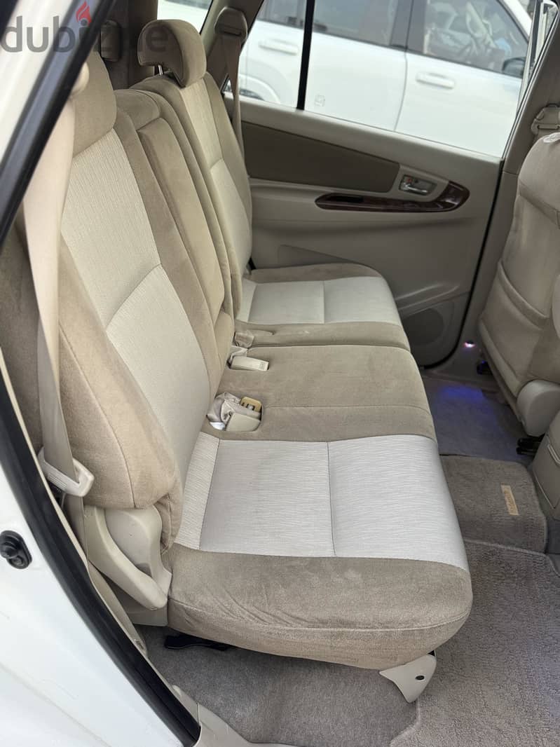 Toyota Innova 2015 8