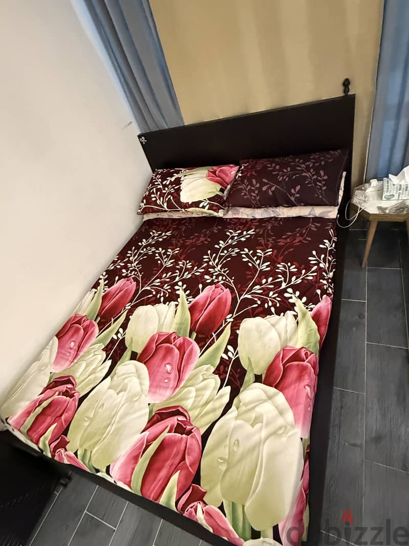 IKEA bed queen size 140x200 will do discount 1