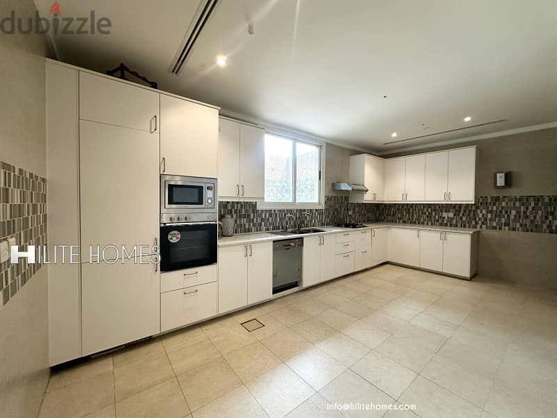 Beautiful Luxury Penthouse for rent in Salmiya 4