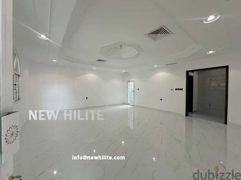 Renovated 8-Bedroom Villa for Rent in Qortuba 5